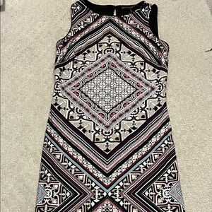WHBM Geometric Patterned Sleeveless Dress (double sided- Black)